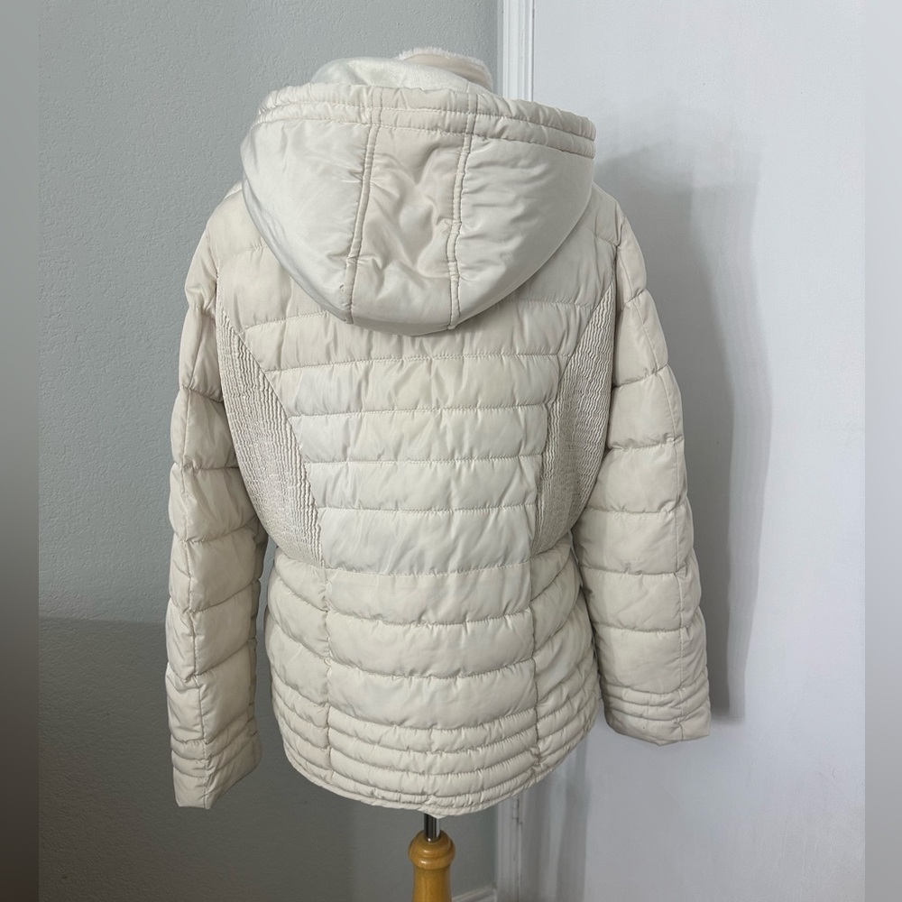 YMI snow jacket - Picture 2 of 5